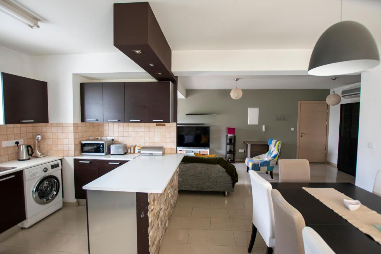 Glabur Stays - The Executive 2 Bdr - Nicosia City, Free Parking & Wifi, Welcomes You!!! Kültér fotó
